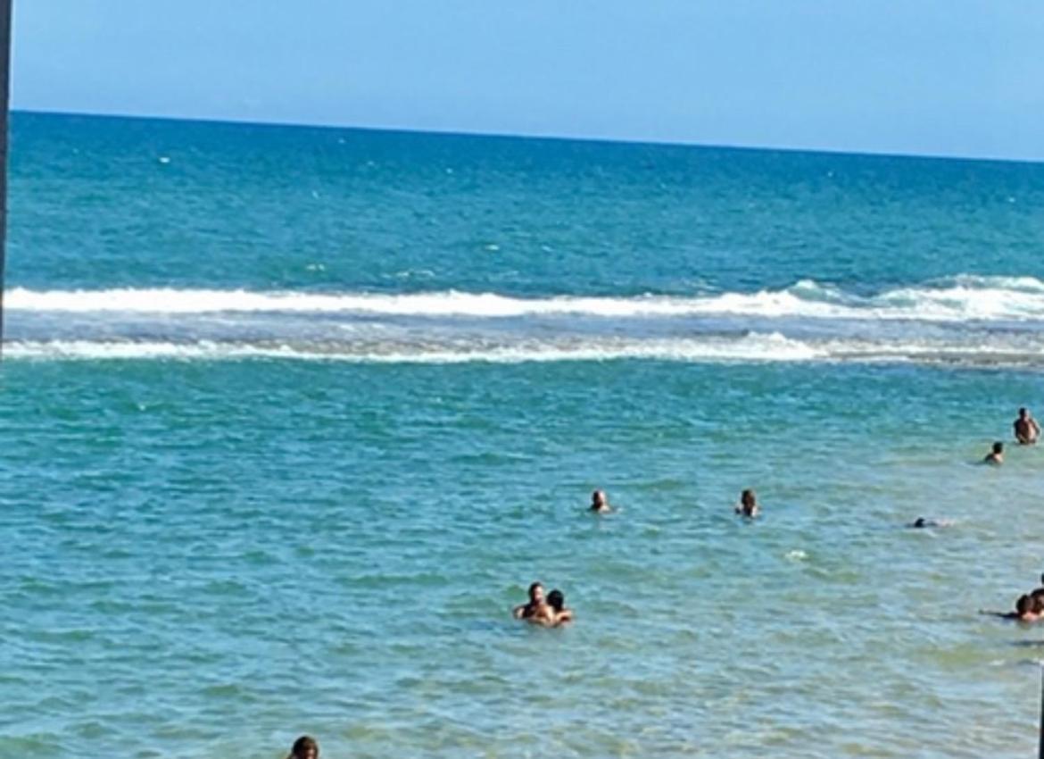 Apartment O Paraiso E Aqui: Pe Na Areia Em Arembepe *